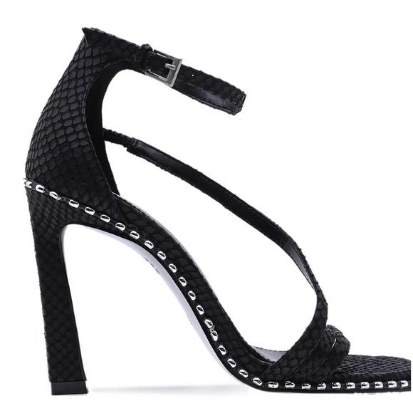 Bcbg heels - Picture 3 of 8